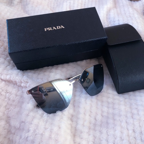 Prada Black Mirrored Sunglasses - Picture 1 of 5